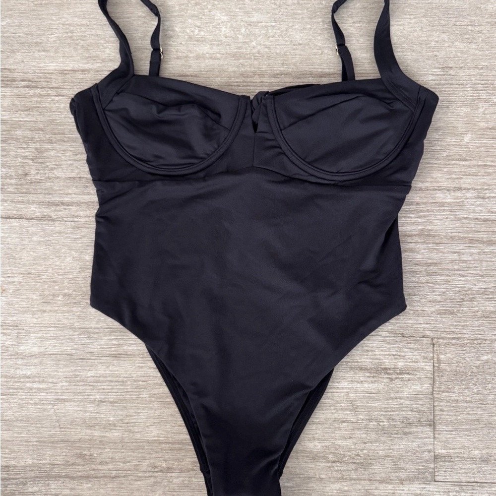 Monday Swimwear Black Clovelly One-Piece - Size V - Picture 7 of 13